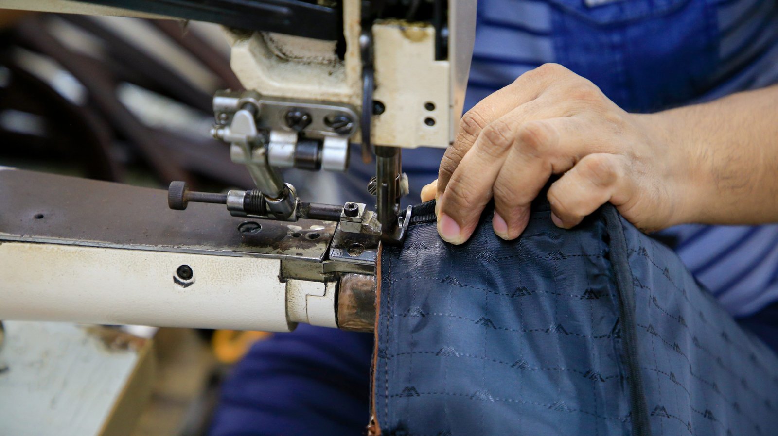 Bag Sewing, Golden Frog